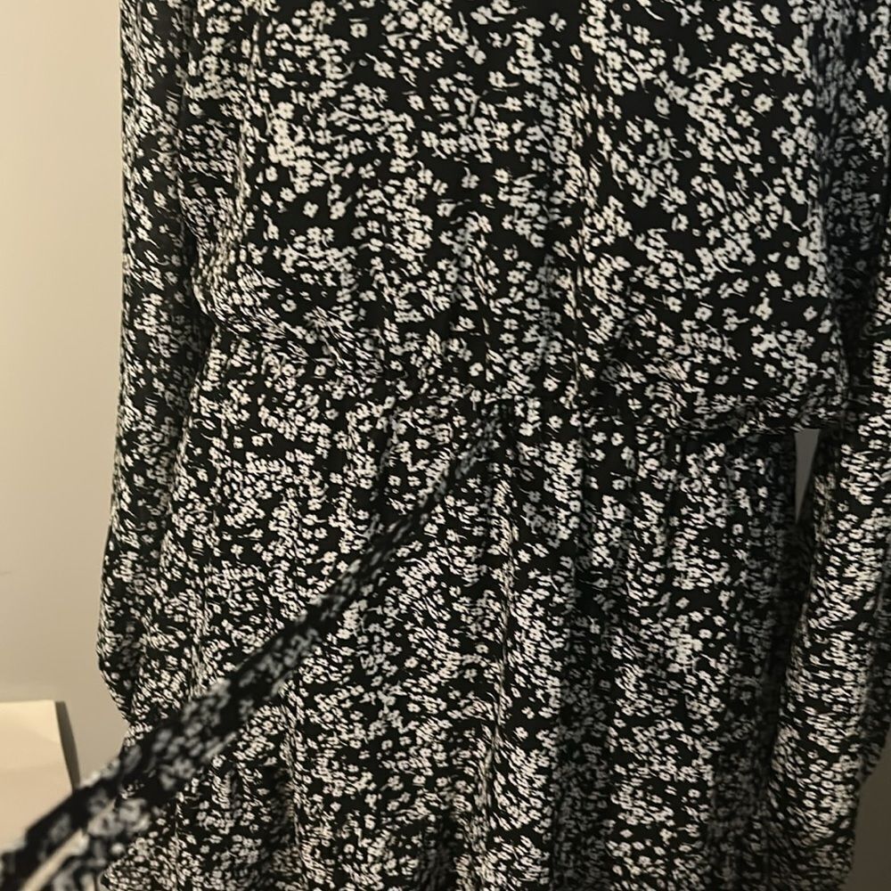 Maurice’s Dress medium  C - Picture 5 of 13